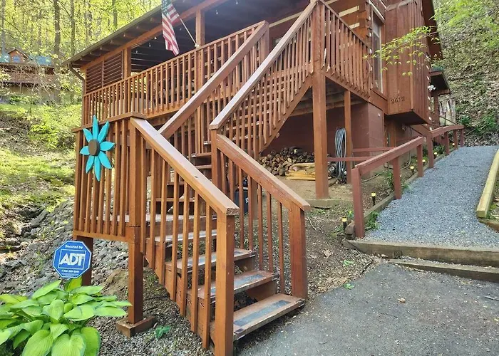 Moonpie Hideaway